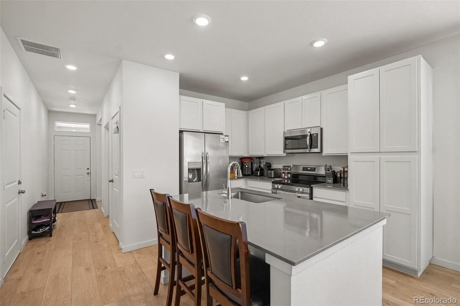 MLS Image #11 for 5165 n quemoy street,aurora, Colorado
