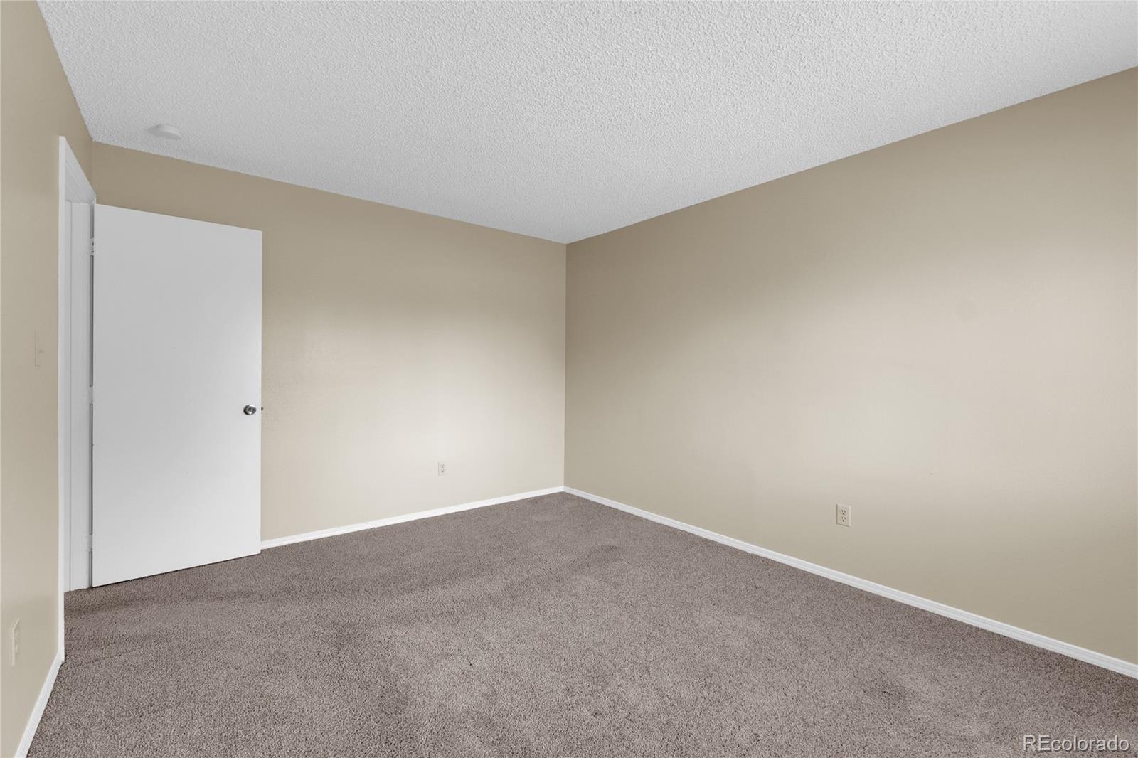 MLS Image #13 for 4371  hunting meadows circle ,colorado springs, Colorado