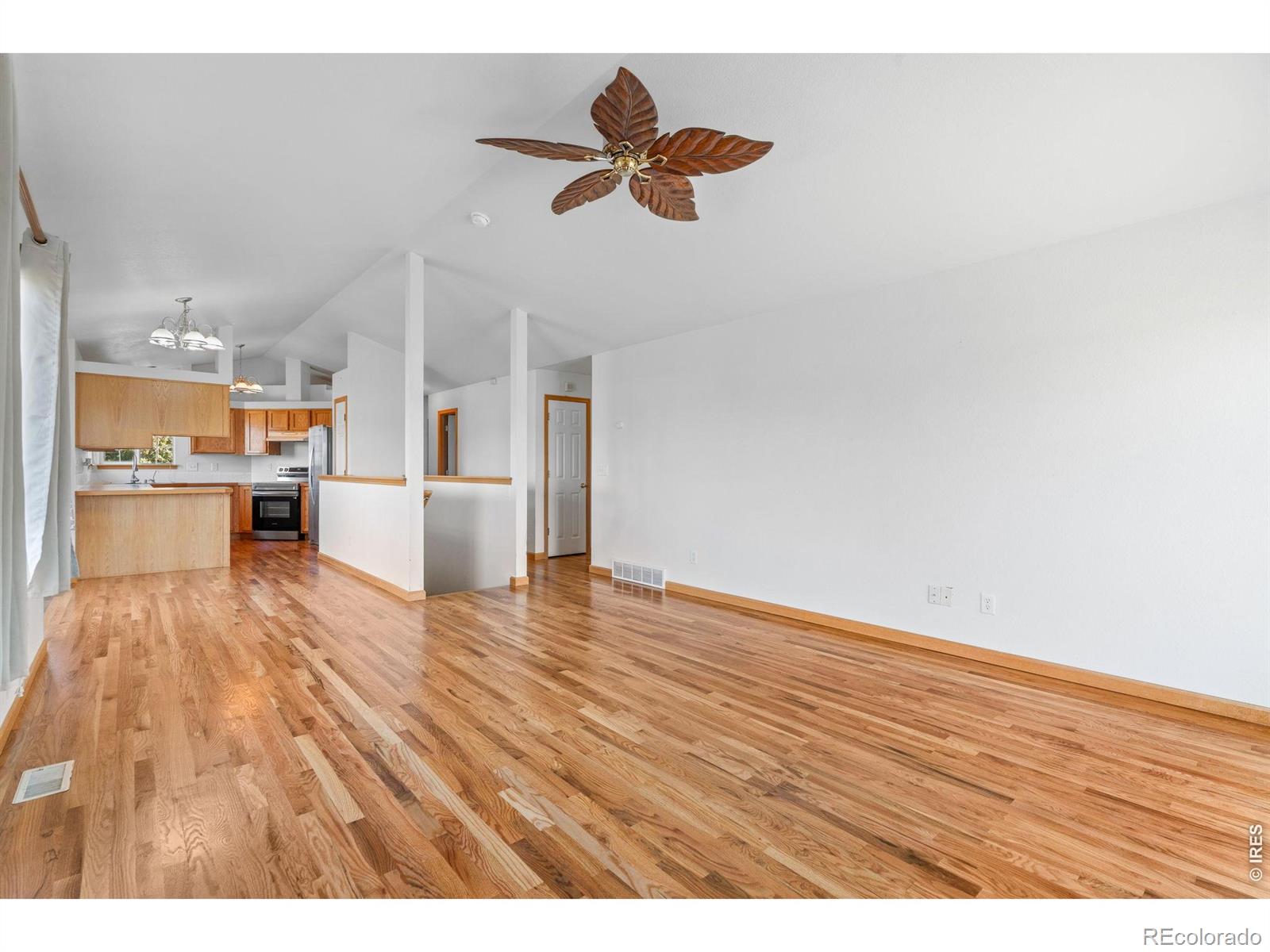 MLS Image #17 for 1530  walnut street,windsor, Colorado