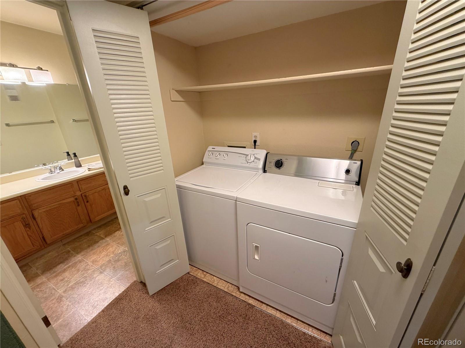 MLS Image #10 for 3336 s ammons street,lakewood, Colorado