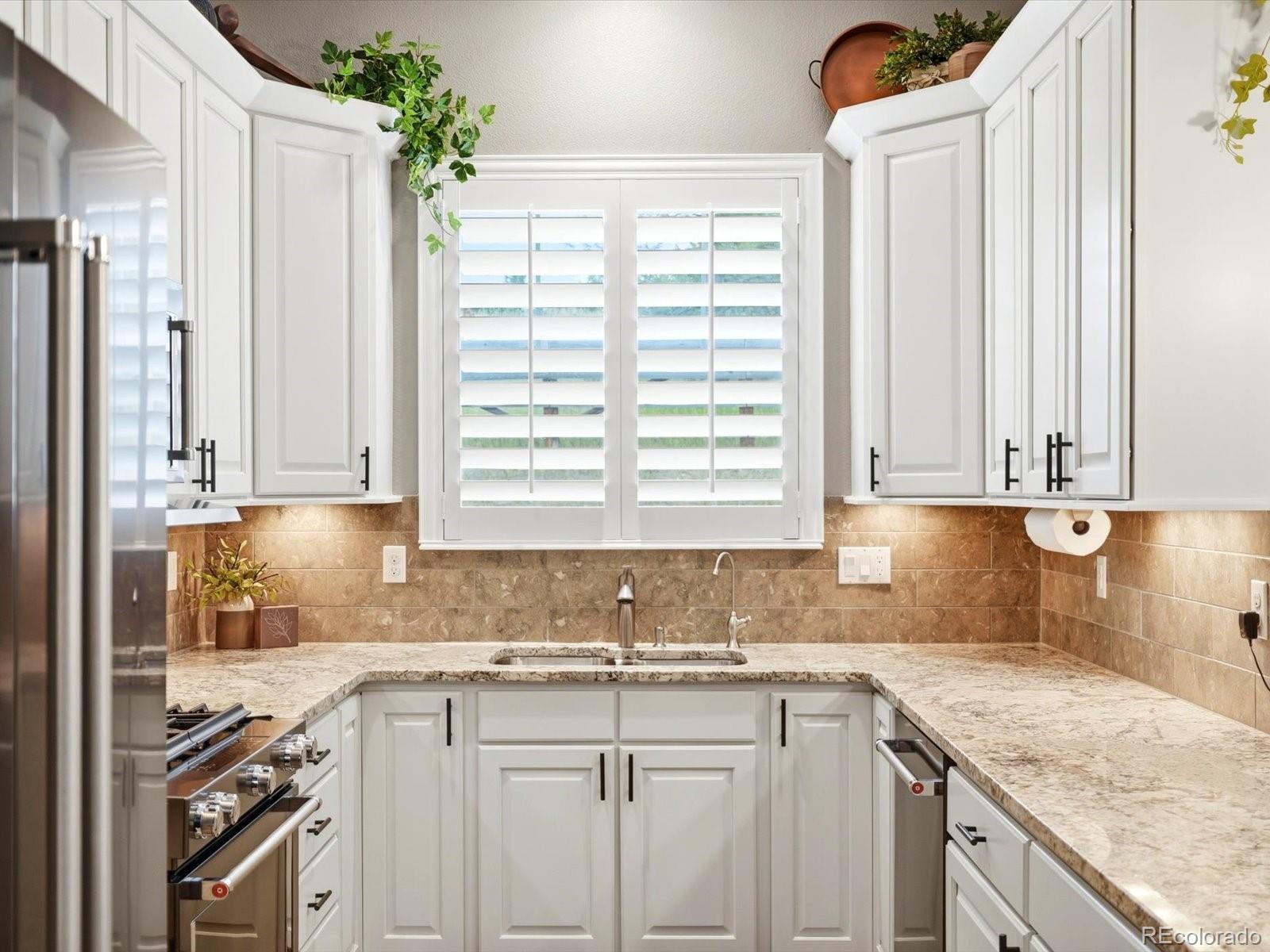 MLS Image #12 for 5843 s van gordon lane,littleton, Colorado
