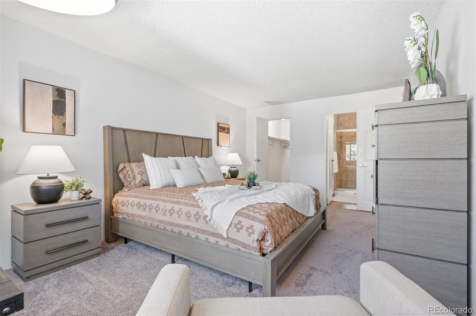 MLS Image #14 for 943 s zeno way,aurora, Colorado