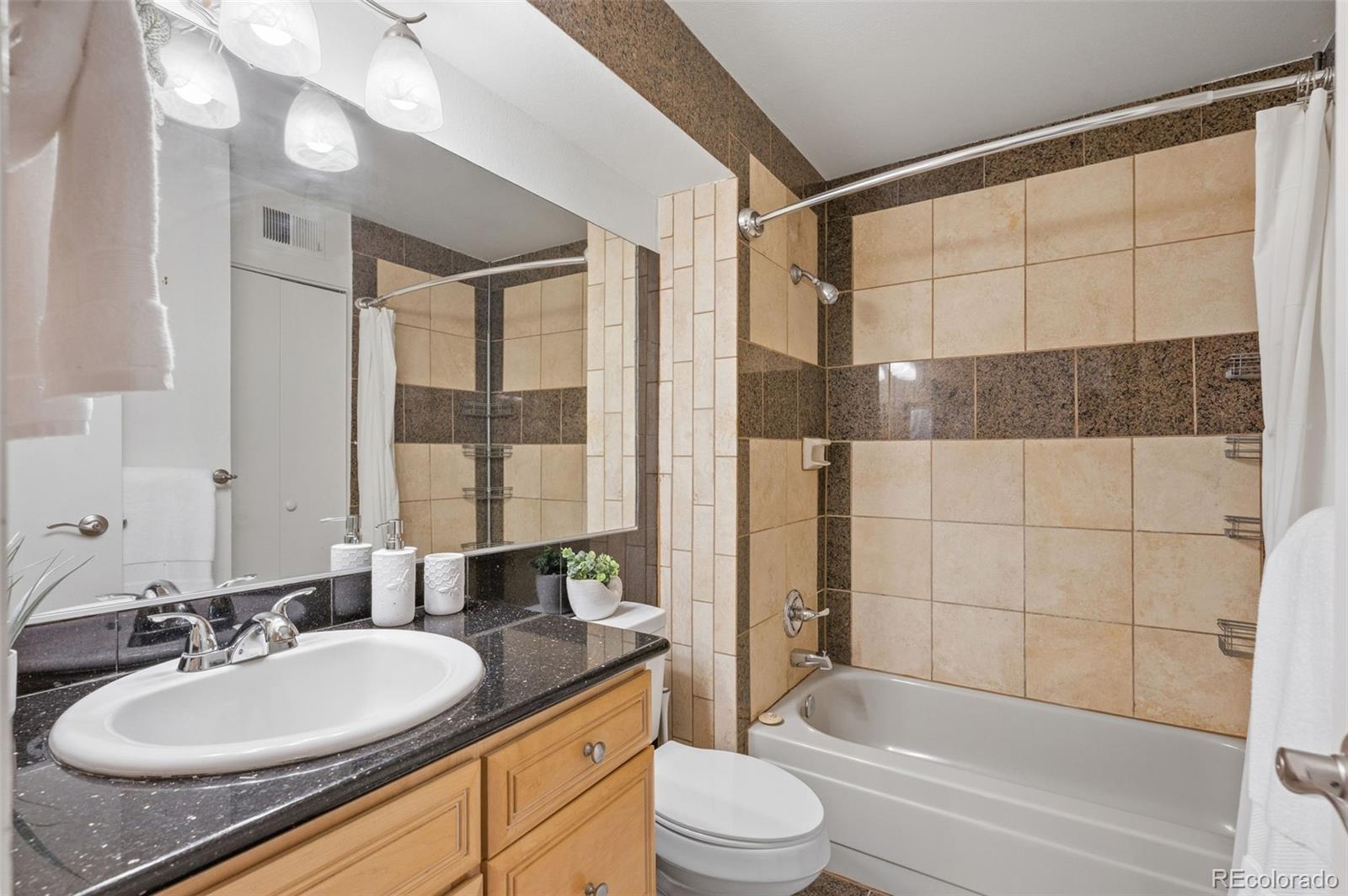 MLS Image #19 for 943 s zeno way,aurora, Colorado