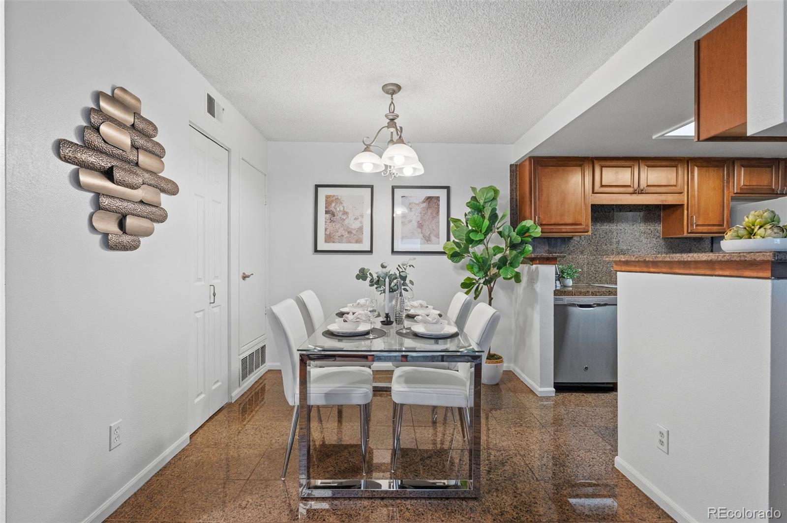 MLS Image #6 for 943 s zeno way,aurora, Colorado