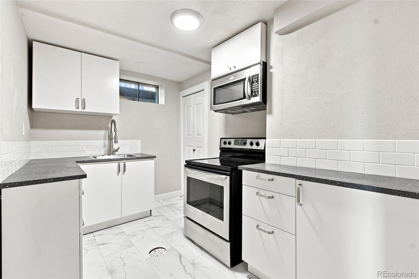 MLS Image #22 for 1476 e 111th place,denver, Colorado