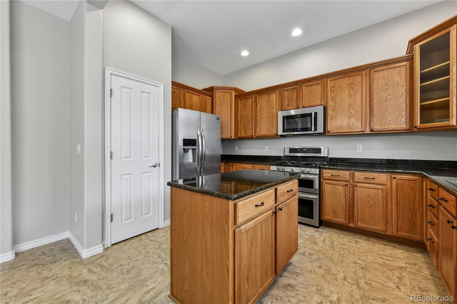 MLS Image #12 for 3110  redhaven way,highlands ranch, Colorado