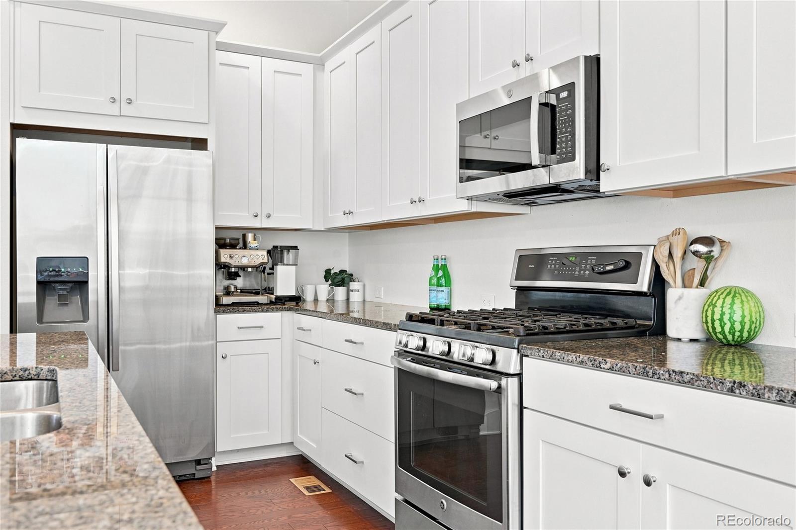 MLS Image #6 for 8790 e 54th place,denver, Colorado