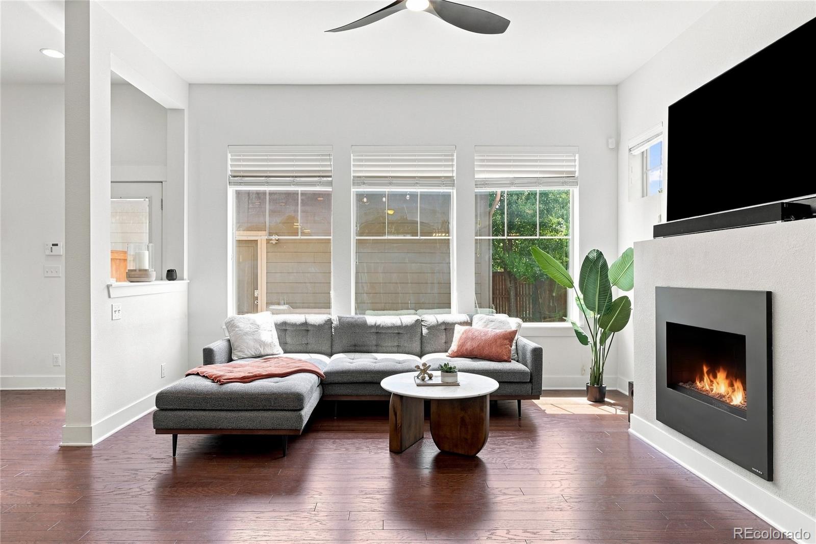 MLS Image #7 for 8790 e 54th place,denver, Colorado