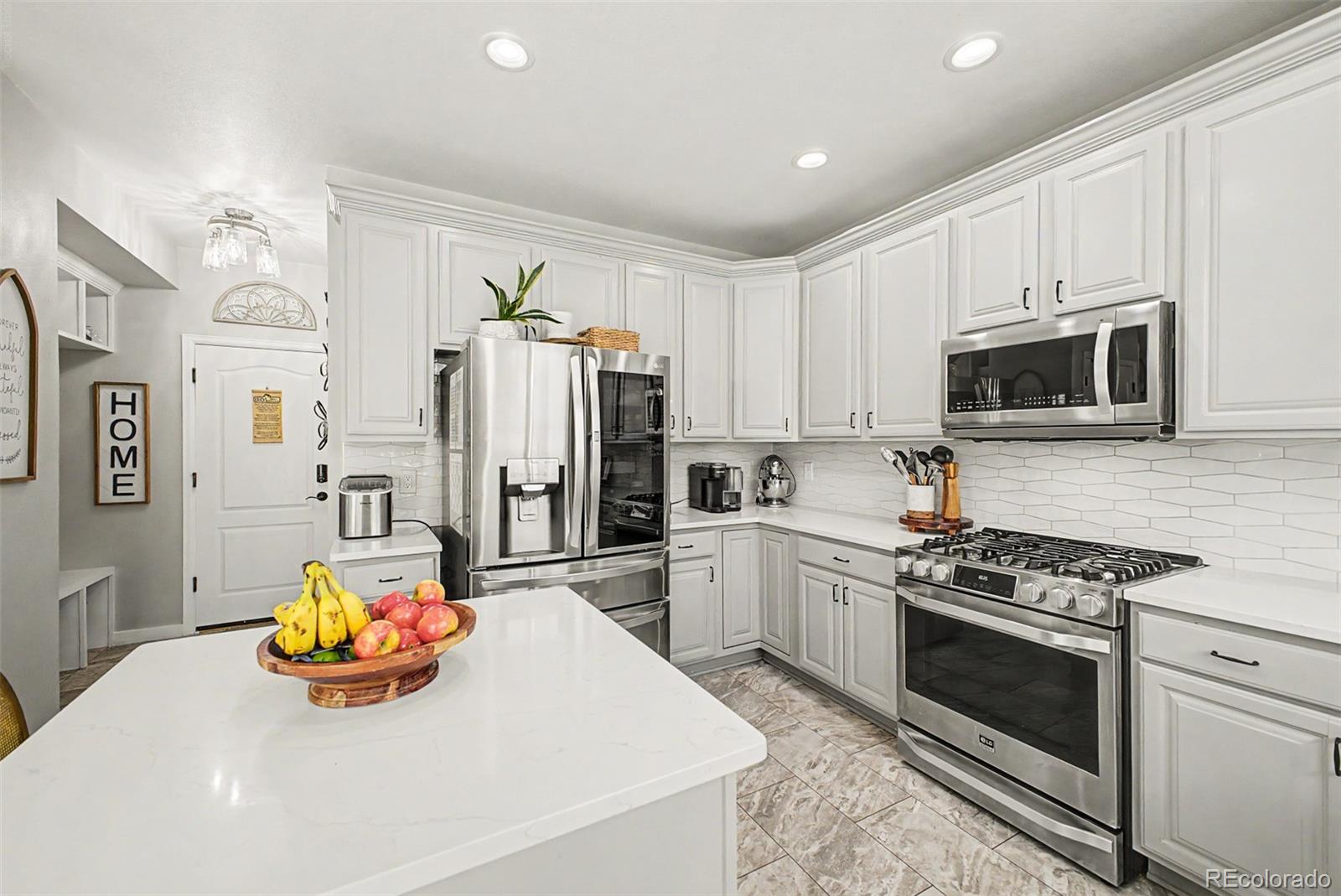MLS Image #9 for 3993 s shawnee way,aurora, Colorado