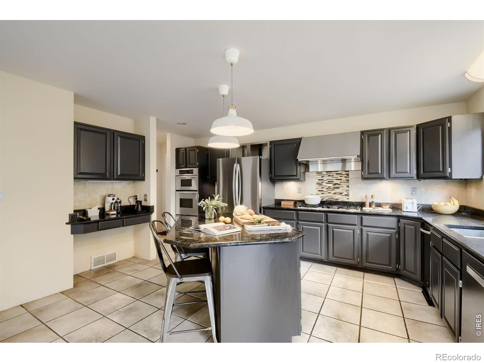 MLS Image #12 for 7962  anchor drive,longmont, Colorado