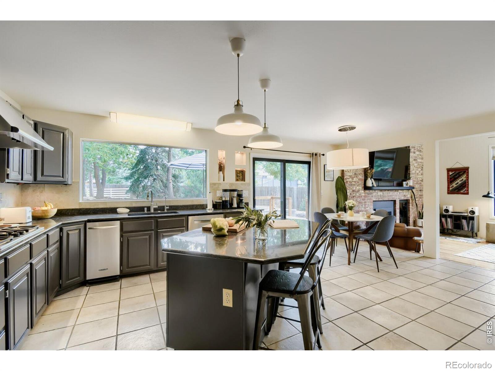 MLS Image #9 for 7962  anchor drive,longmont, Colorado
