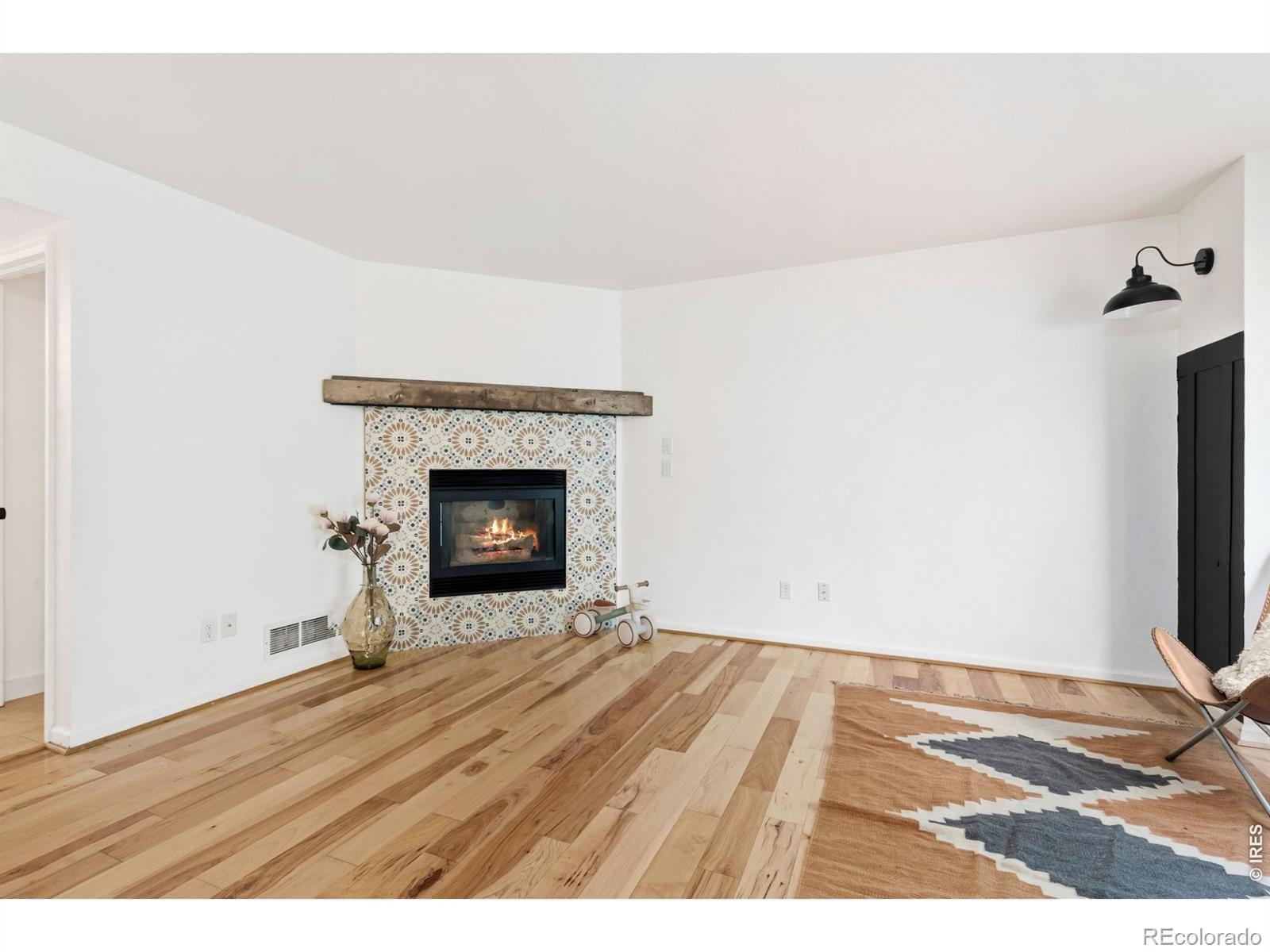 MLS Image #3 for 954  monroe avenue,loveland, Colorado