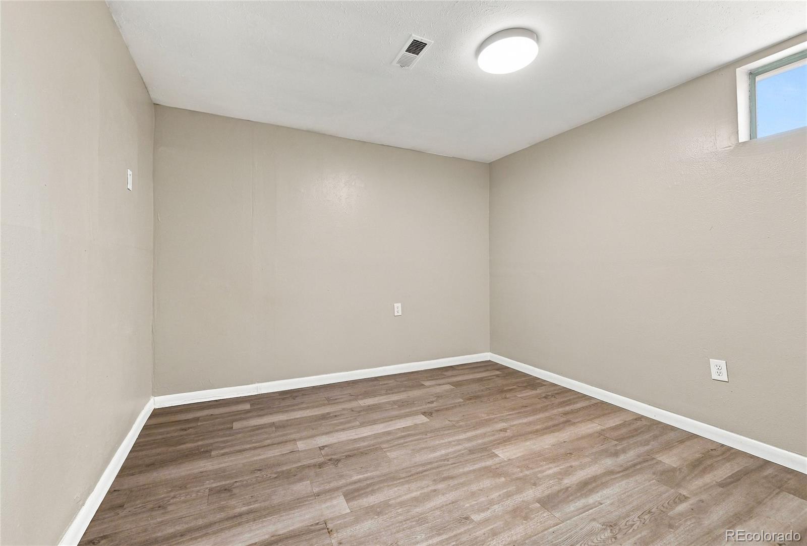 MLS Image #14 for 118 s yates way,denver, Colorado