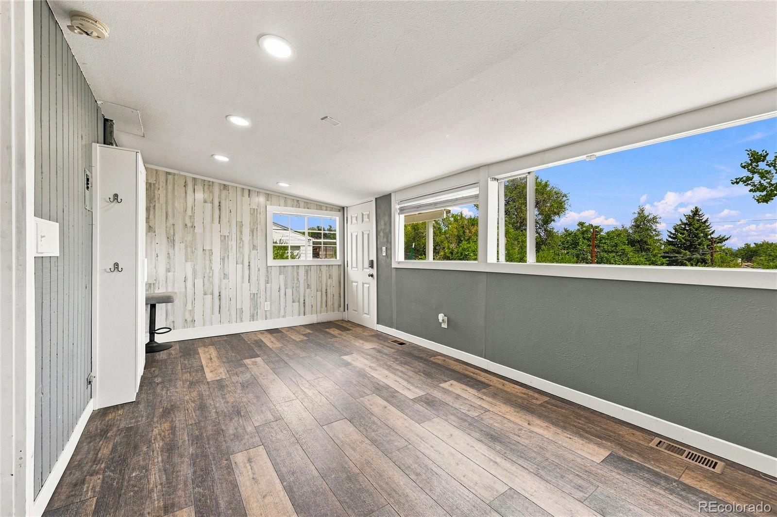 MLS Image #16 for 118 s yates way,denver, Colorado
