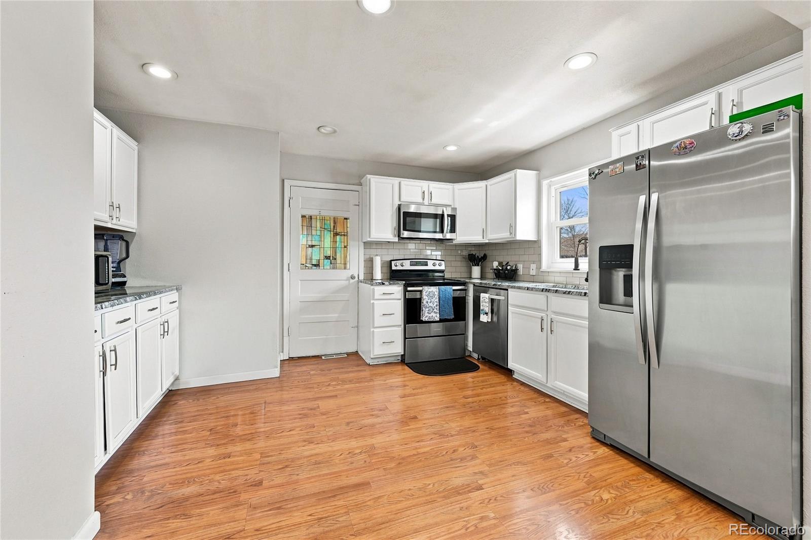MLS Image #5 for 118 s yates way,denver, Colorado