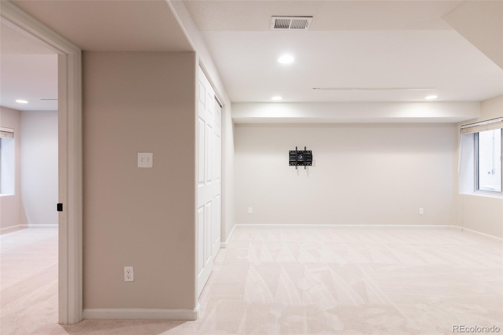 MLS Image #23 for 7742 e archer place,denver, Colorado