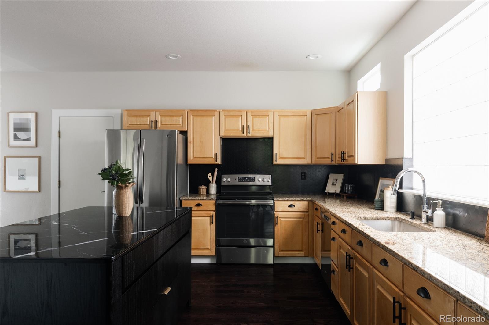 MLS Image #5 for 7742 e archer place,denver, Colorado