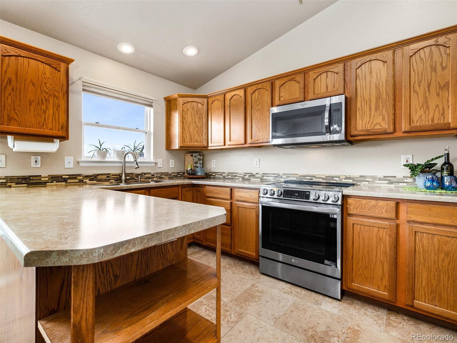 MLS Image #15 for 1919 e tioga lane,pueblo west, Colorado