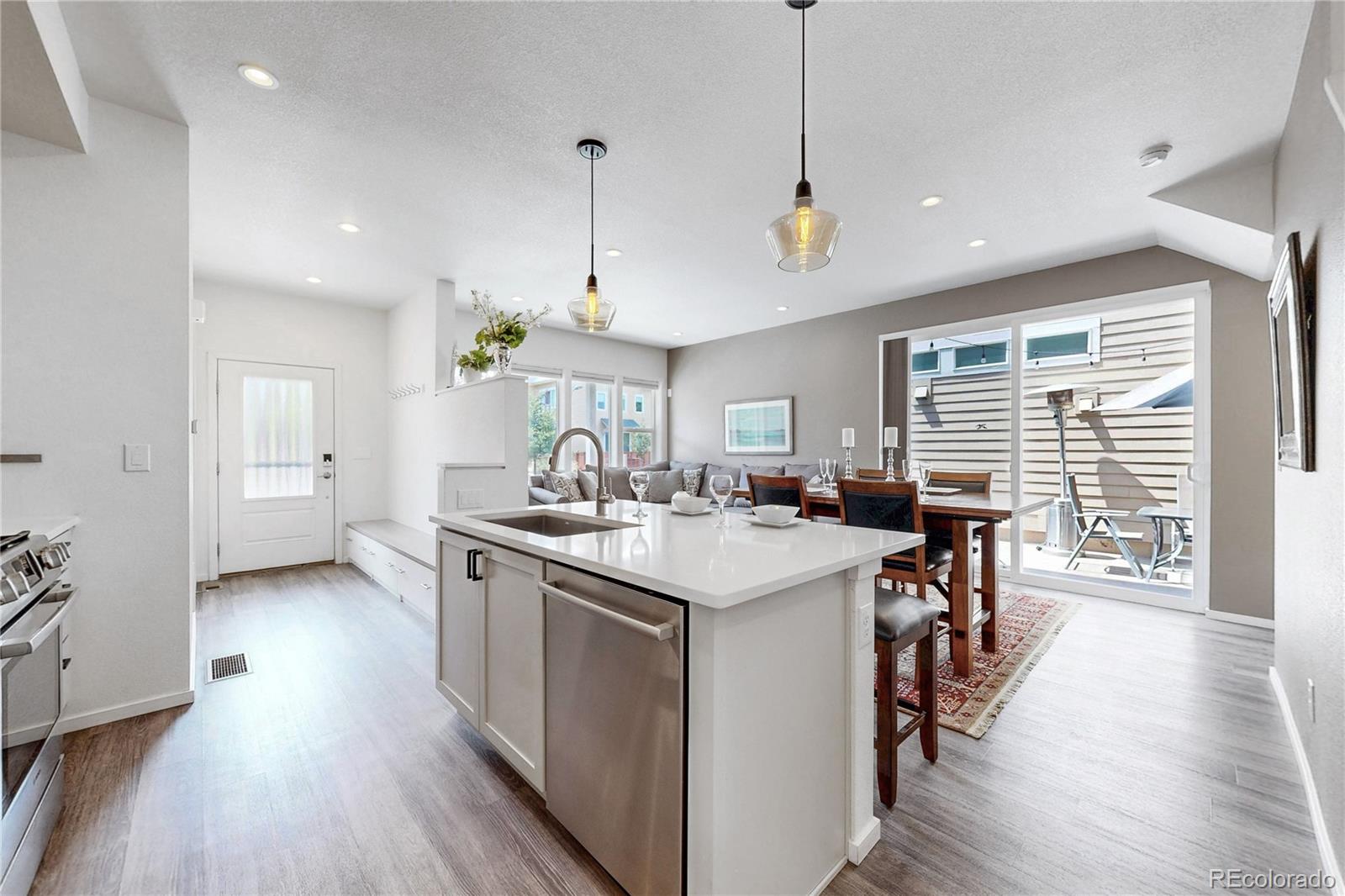 MLS Image #9 for 2005 w 66th avenue,denver, Colorado