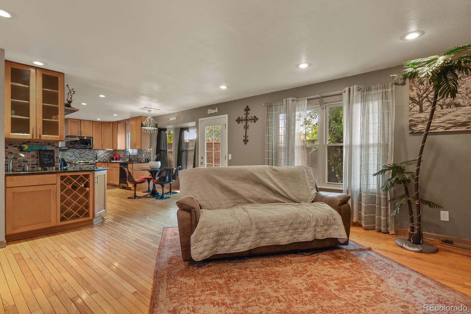 MLS Image #10 for 12160 e villanova drive,aurora, Colorado