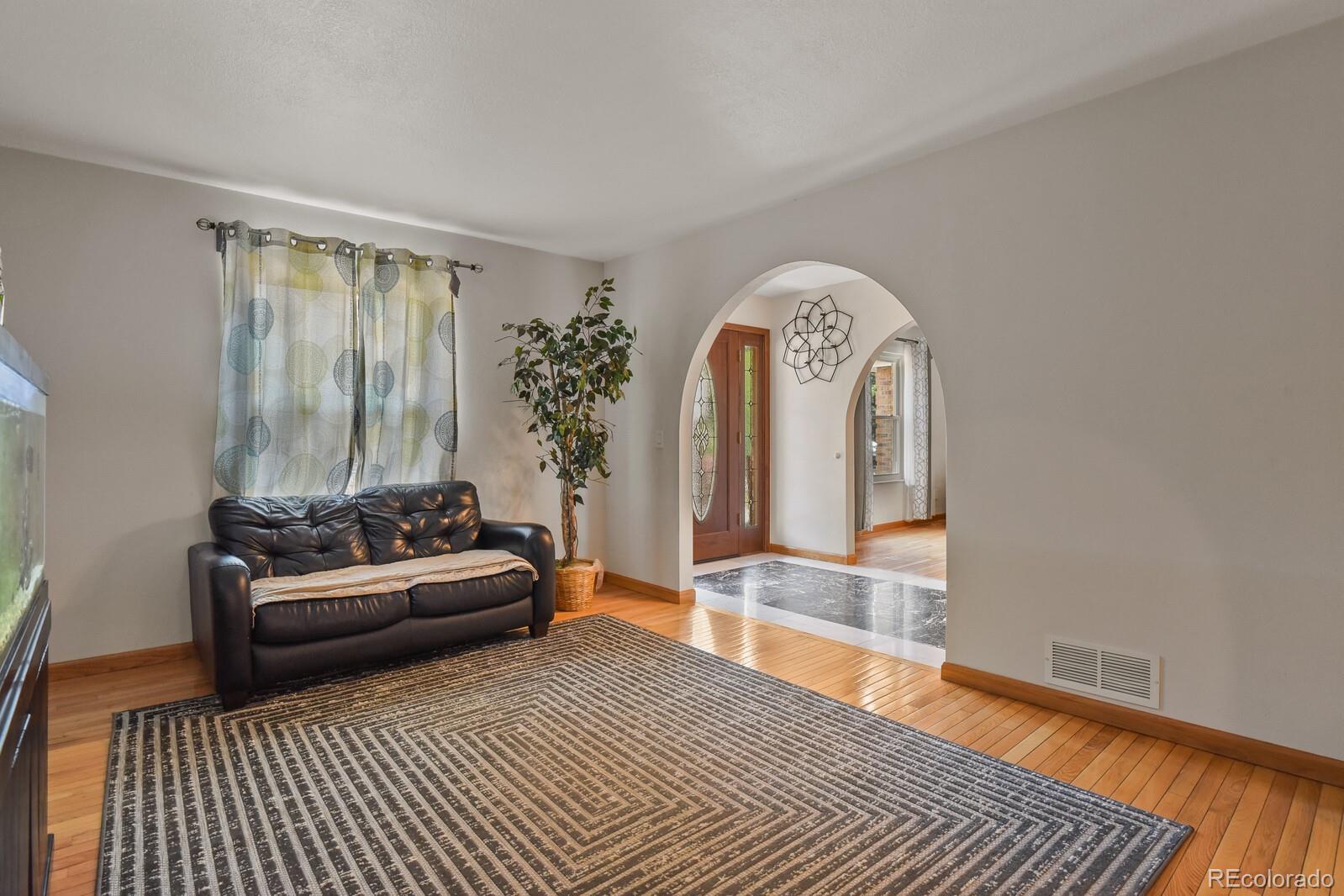 MLS Image #8 for 12160 e villanova drive,aurora, Colorado