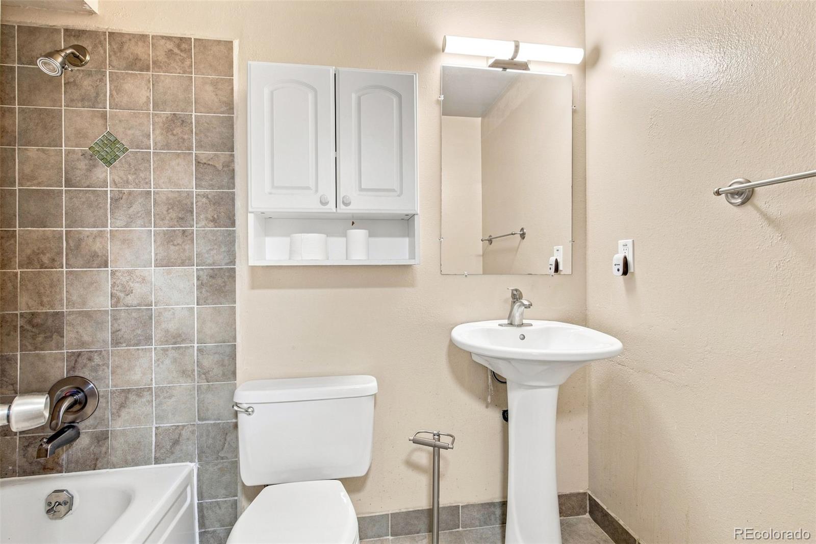 MLS Image #10 for 12138  melody drive,denver, Colorado