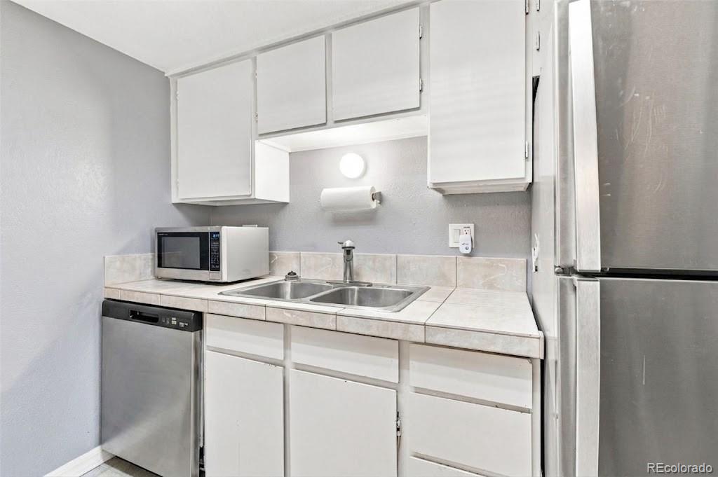 MLS Image #5 for 12138  melody drive,denver, Colorado