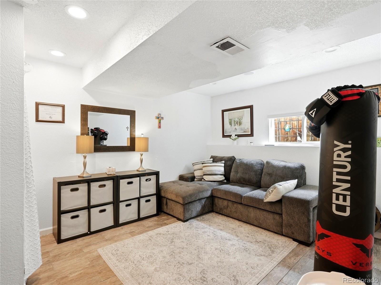 MLS Image #12 for 4726  grant street,denver, Colorado