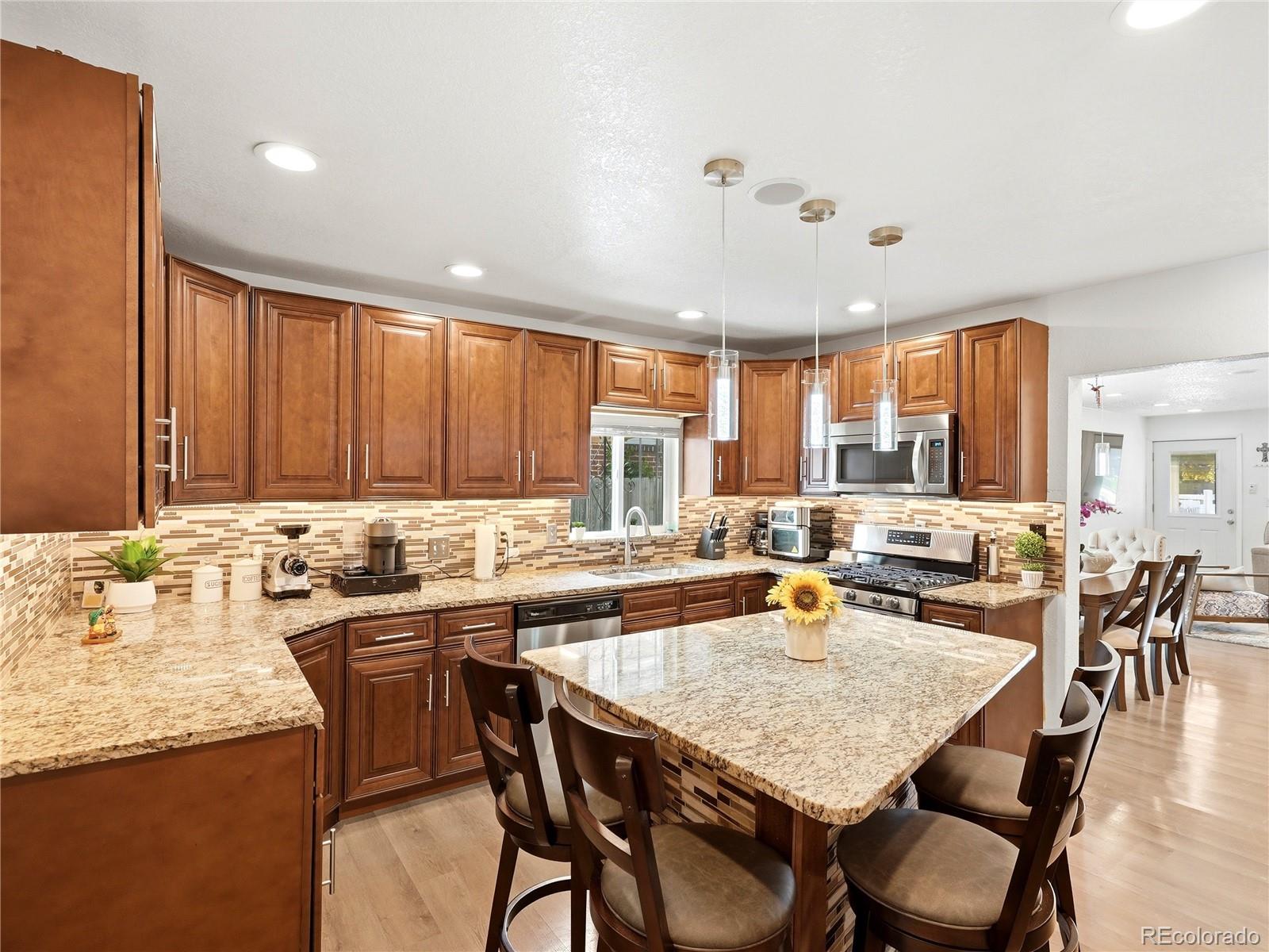 MLS Image #6 for 4726  grant street,denver, Colorado