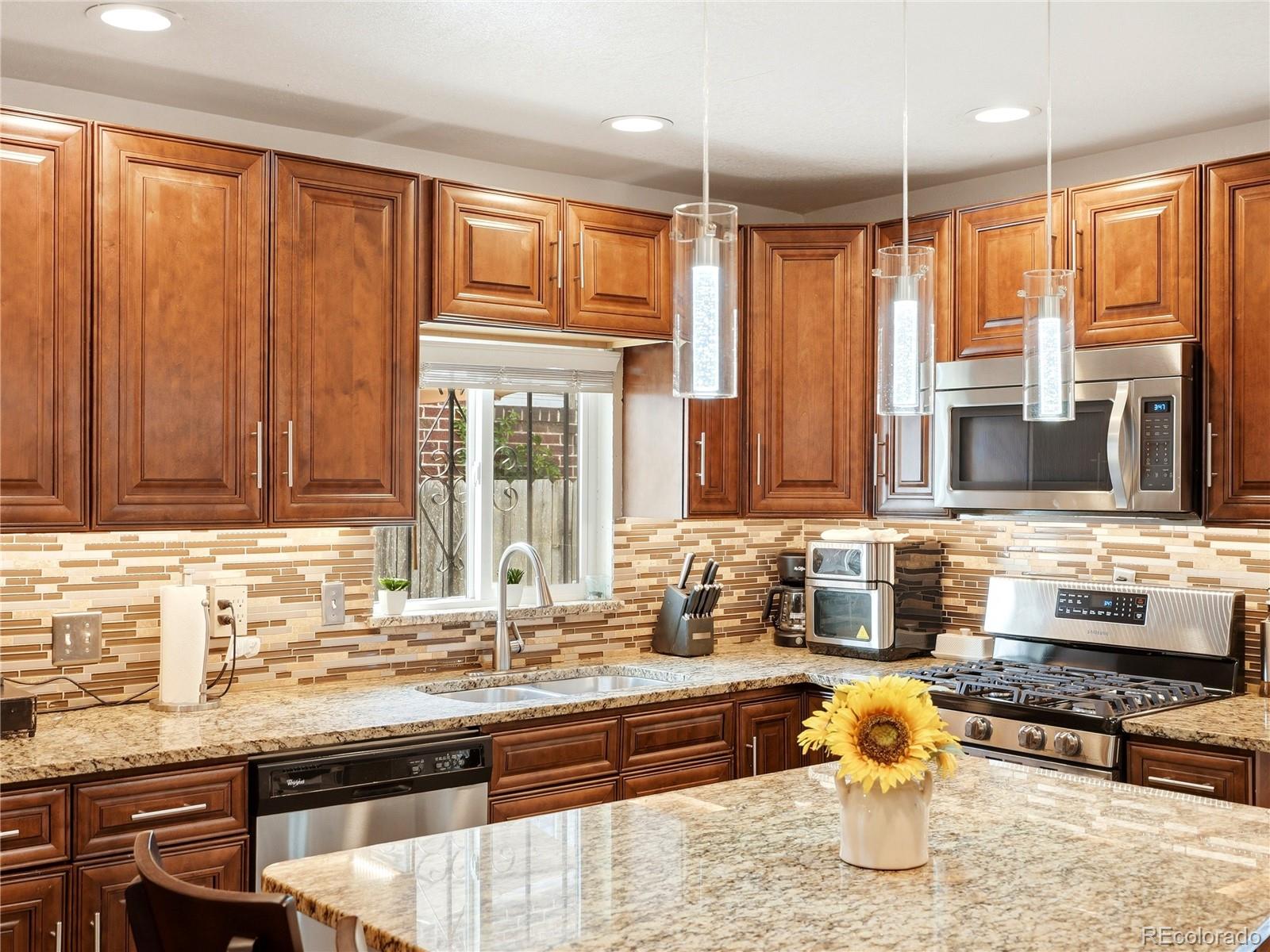 MLS Image #7 for 4726  grant street,denver, Colorado