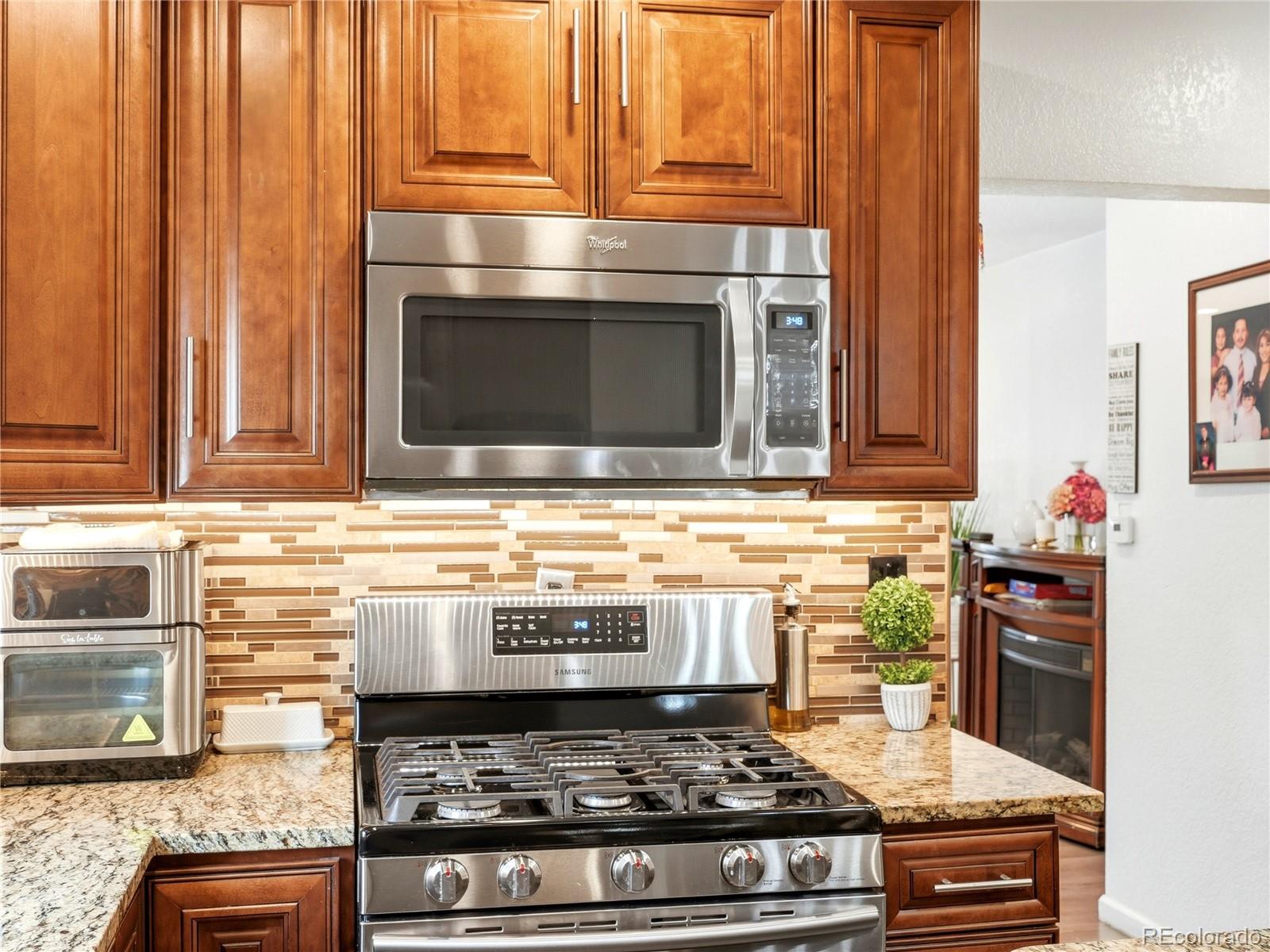 MLS Image #8 for 4726  grant street,denver, Colorado