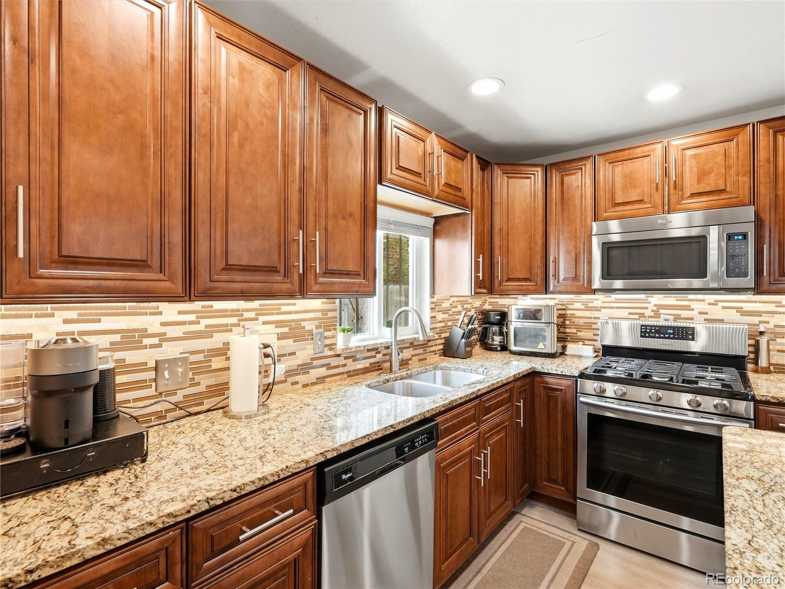 MLS Image #9 for 4726  grant street,denver, Colorado