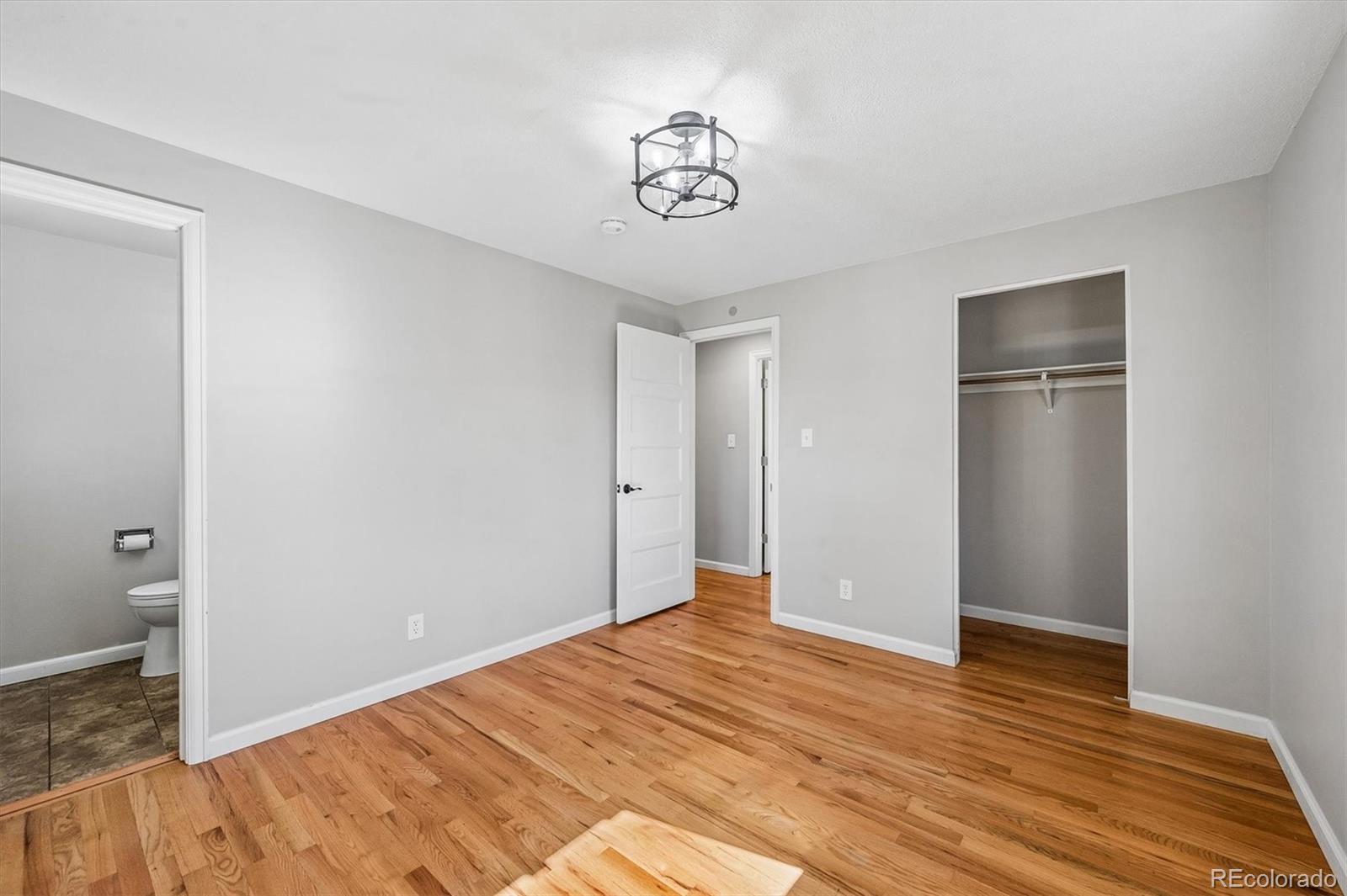 MLS Image #10 for 1461 s magnolia way,denver, Colorado