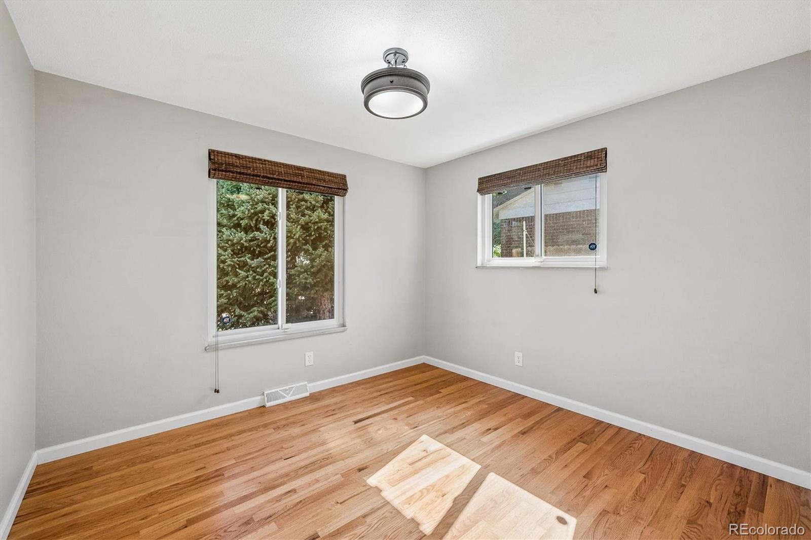 MLS Image #13 for 1461 s magnolia way,denver, Colorado