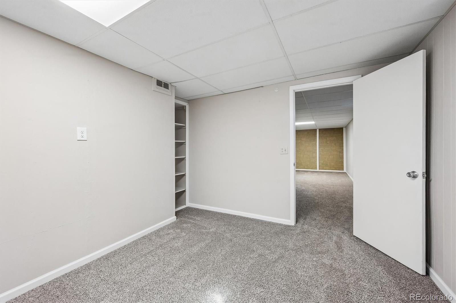 MLS Image #16 for 1461 s magnolia way,denver, Colorado