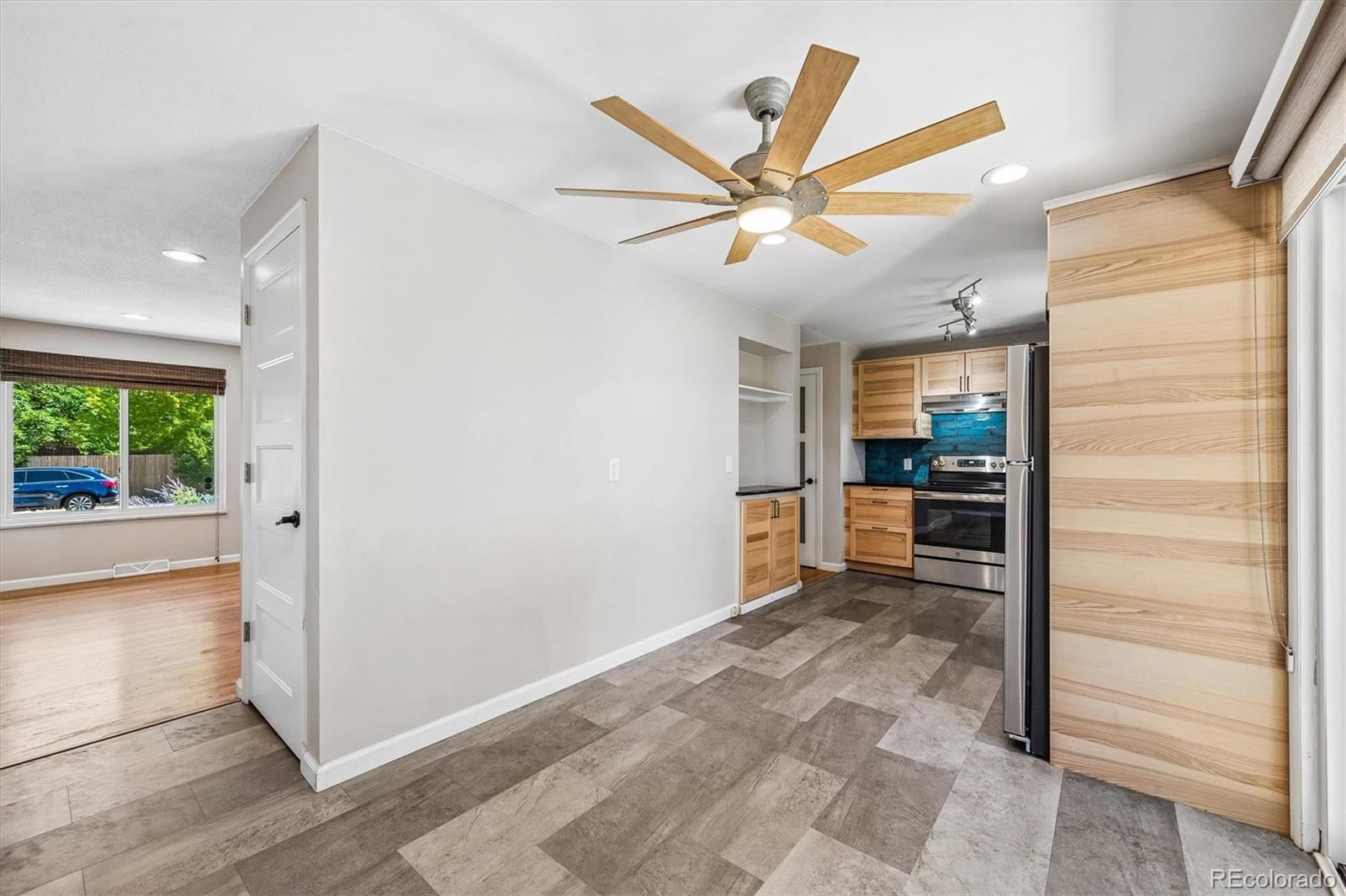 MLS Image #5 for 1461 s magnolia way,denver, Colorado