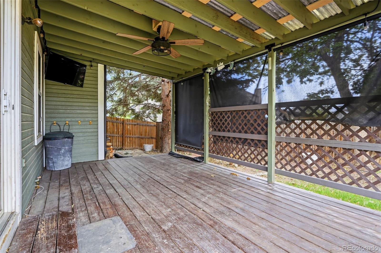 MLS Image #12 for 711 s granby circle,aurora, Colorado