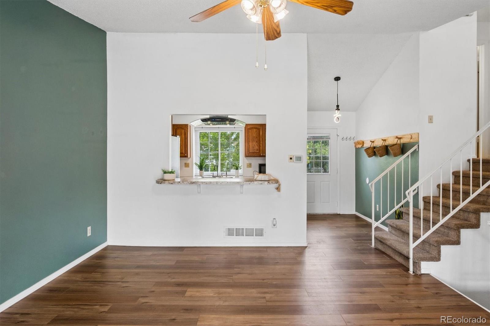 MLS Image #6 for 5832 s netherland circle,aurora, Colorado