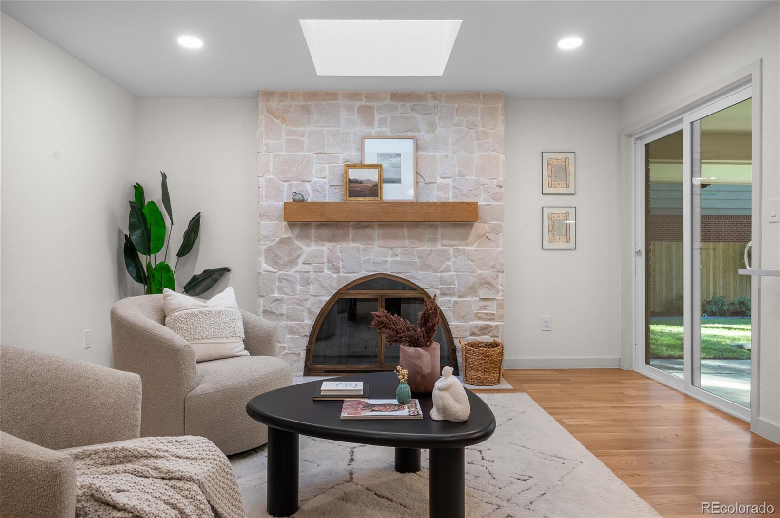 MLS Image #23 for 3701 s peach way,denver, Colorado