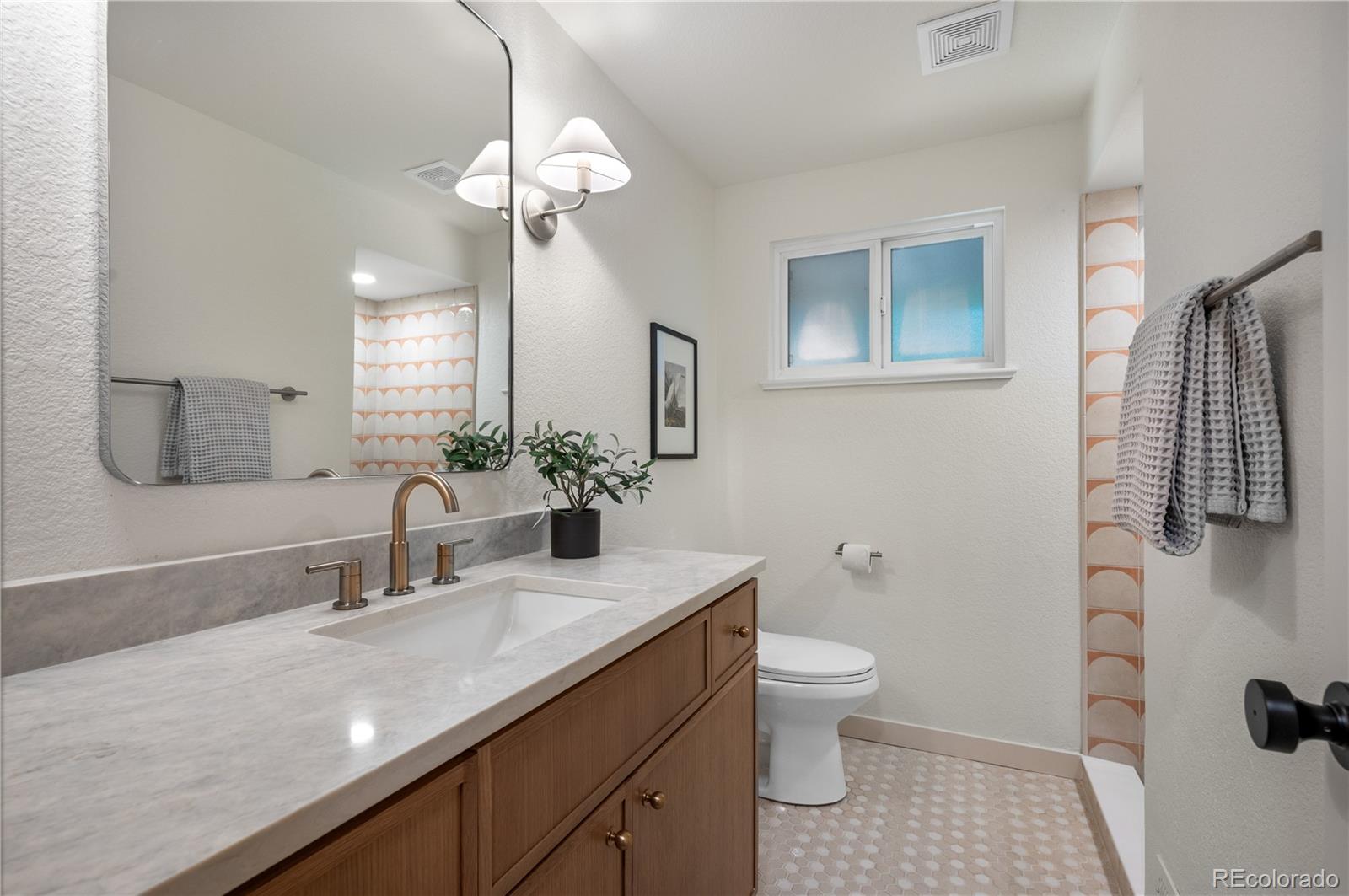 MLS Image #26 for 3701 s peach way,denver, Colorado