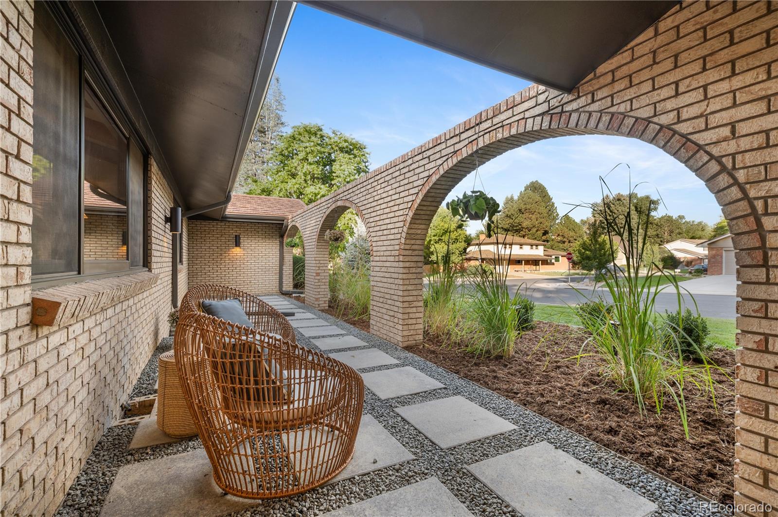 MLS Image #4 for 3701 s peach way,denver, Colorado