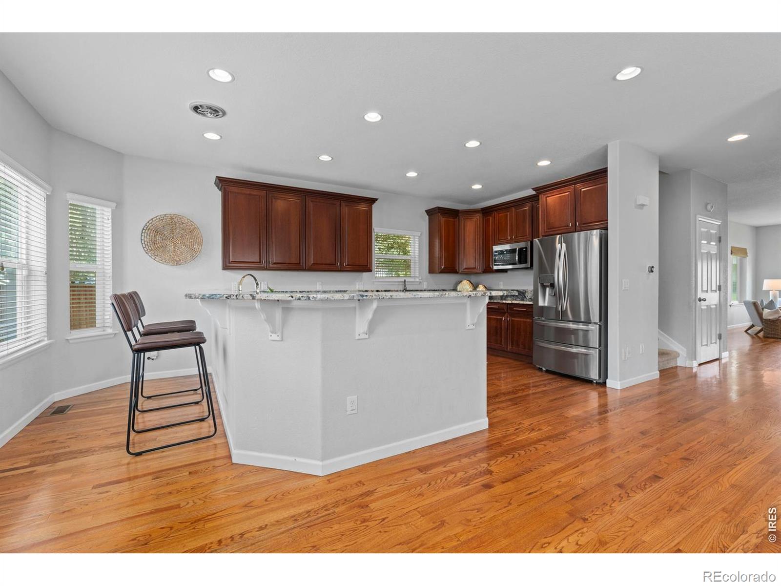 MLS Image #14 for 1017 s krameria street,denver, Colorado