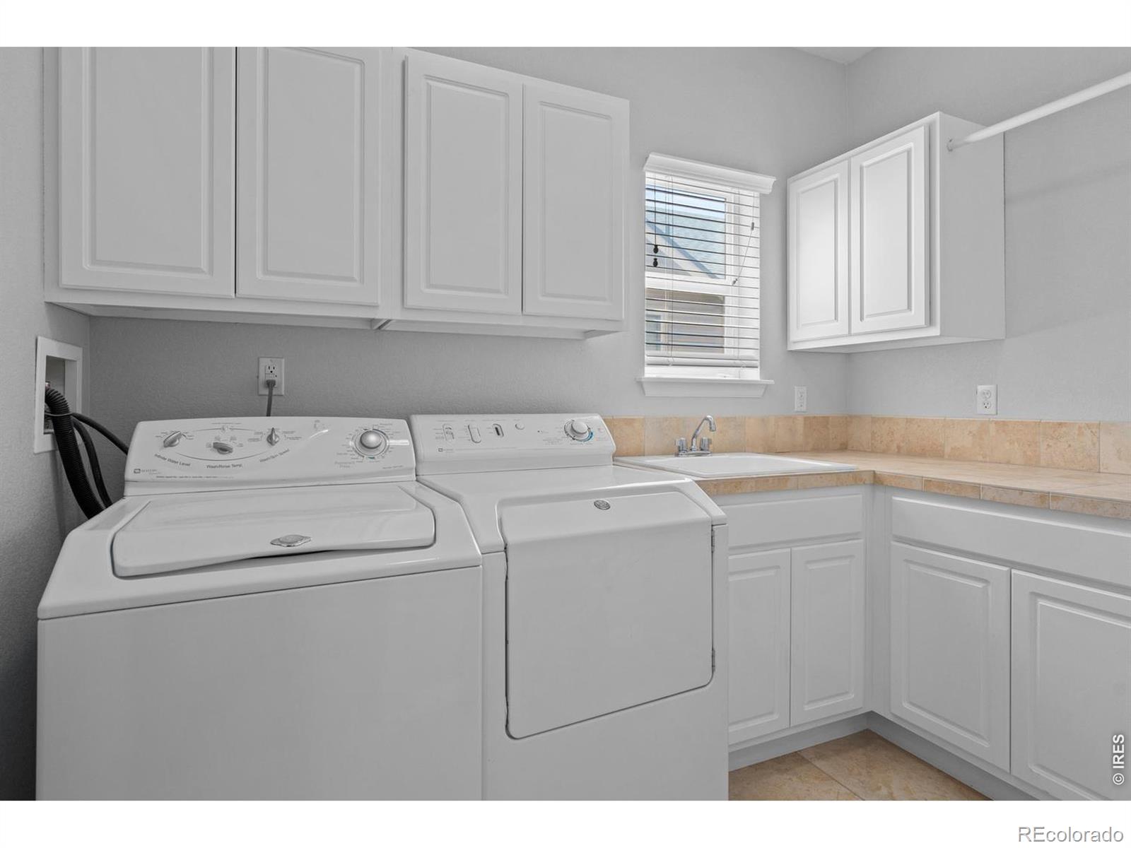 MLS Image #34 for 1017 s krameria street,denver, Colorado
