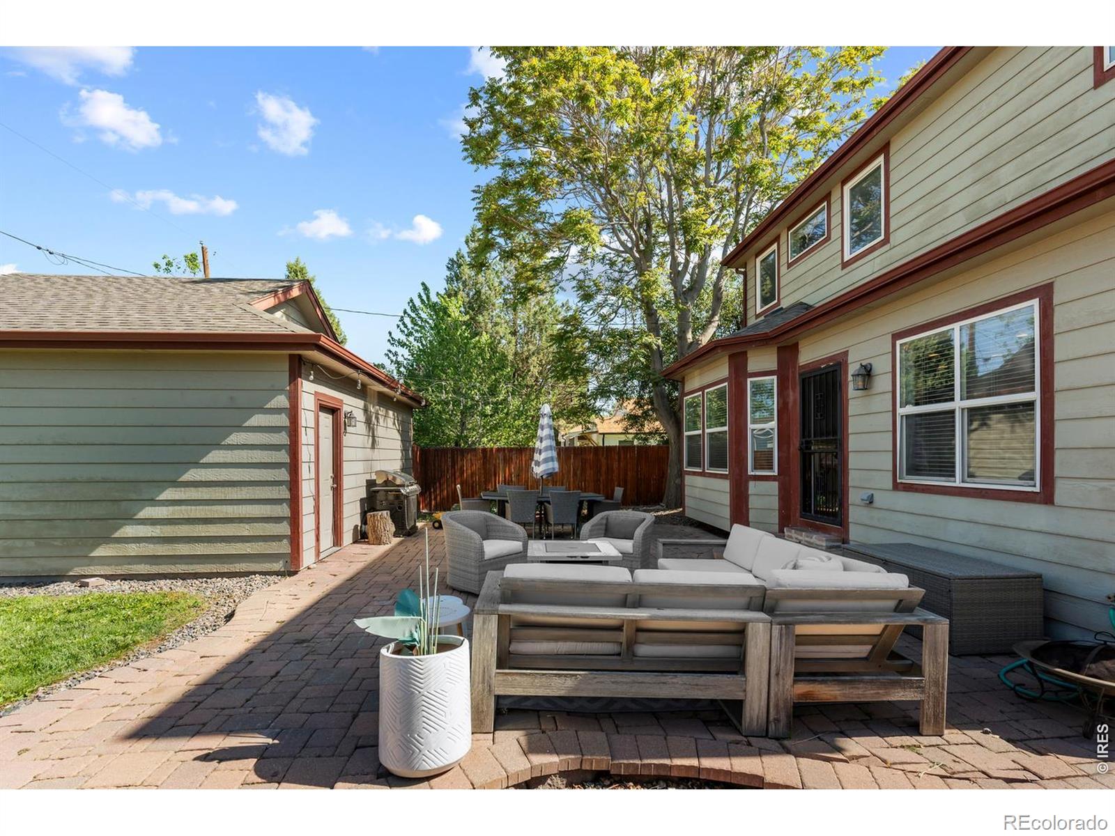 MLS Image #37 for 1017 s krameria street,denver, Colorado