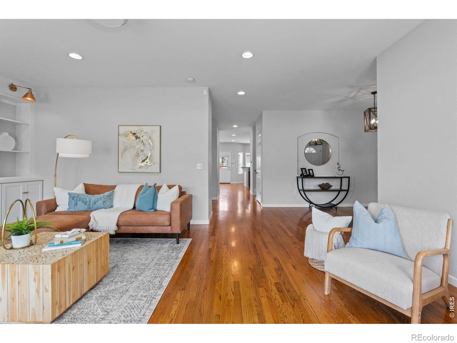 MLS Image #5 for 1017 s krameria street,denver, Colorado