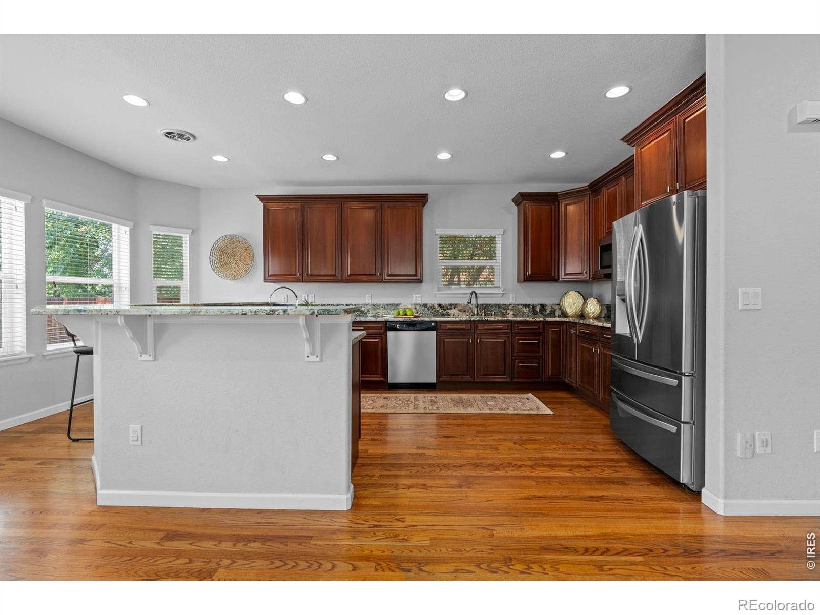 MLS Image #8 for 1017 s krameria street,denver, Colorado