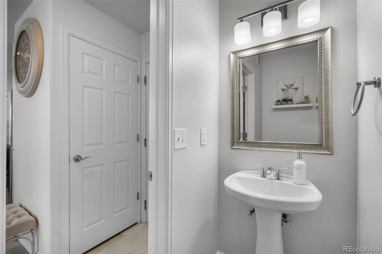MLS Image #13 for 16170 e geddes lane 15,aurora, Colorado