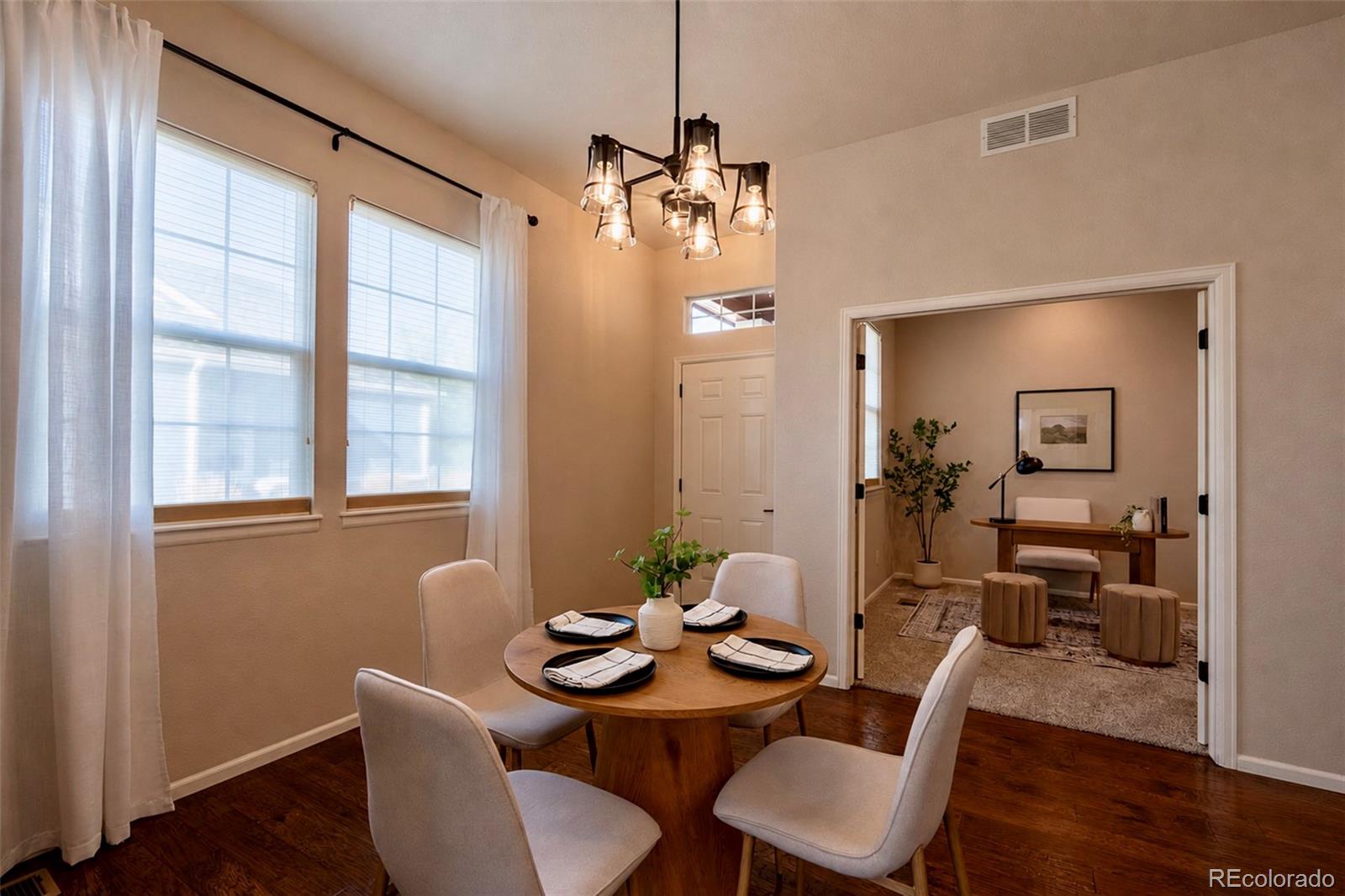 MLS Image #3 for 5429  smoket heights,colorado springs, Colorado