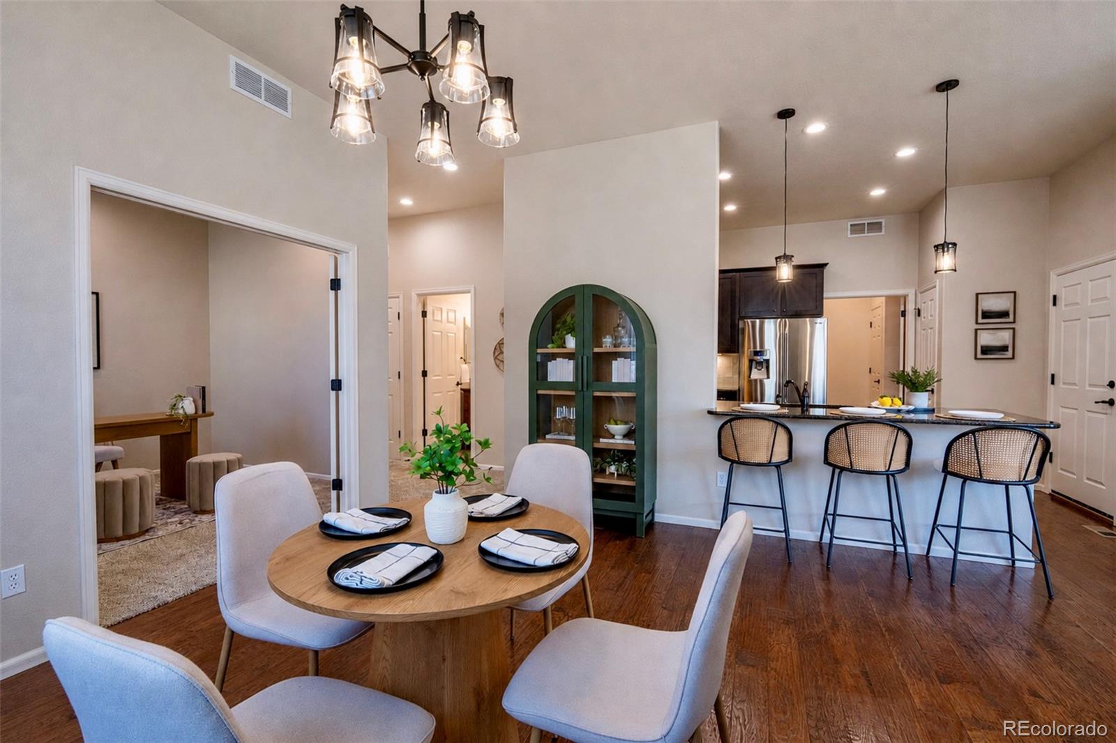 MLS Image #6 for 5429  smoket heights,colorado springs, Colorado