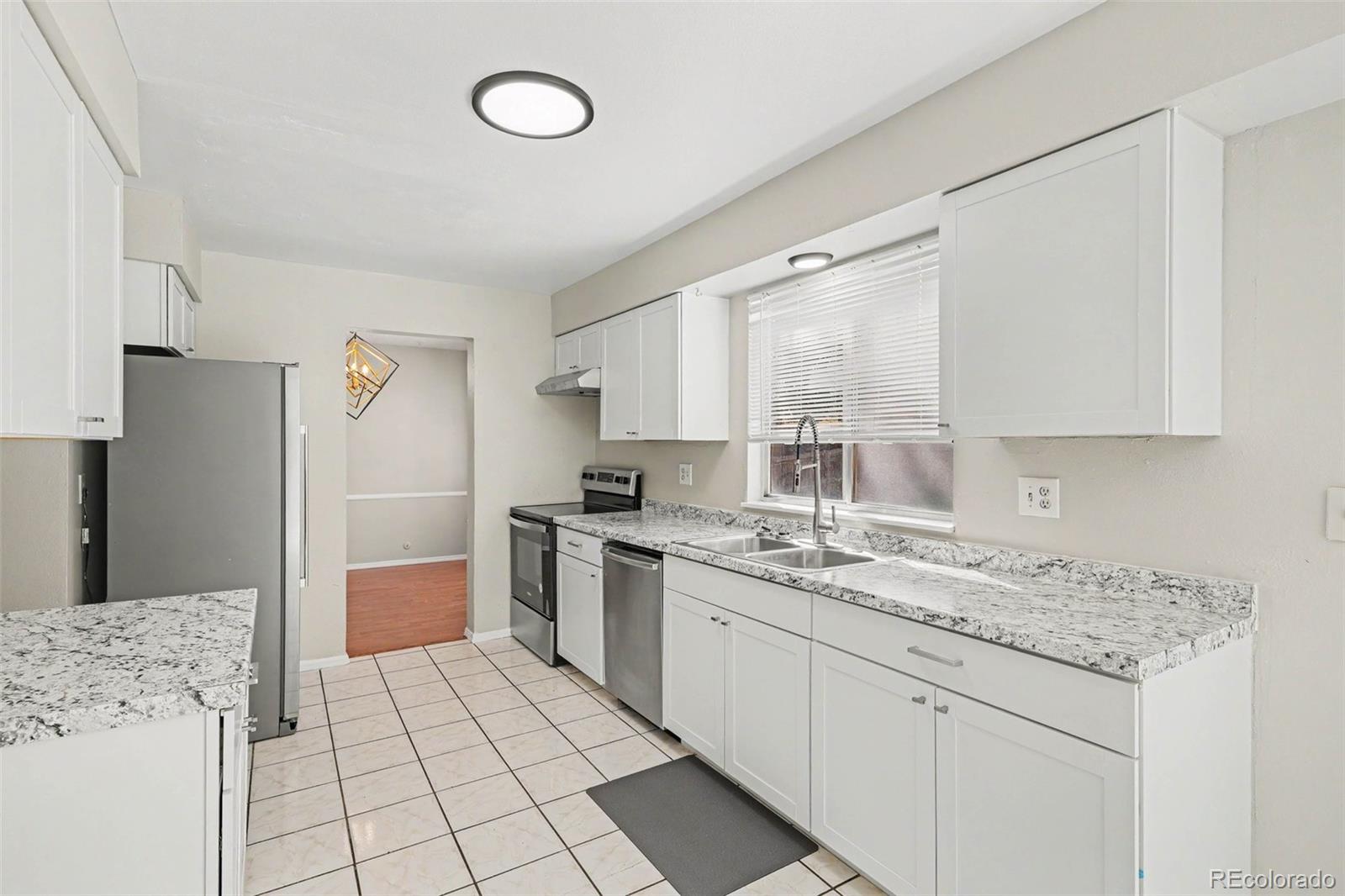 MLS Image #2 for 14836 e caspian place,aurora, Colorado